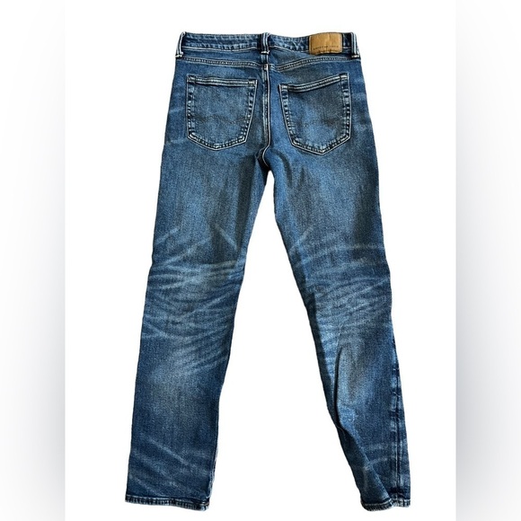 AMERICAN Eagle Airflex Slim Straight Leg Jean - Picture 5 of 9